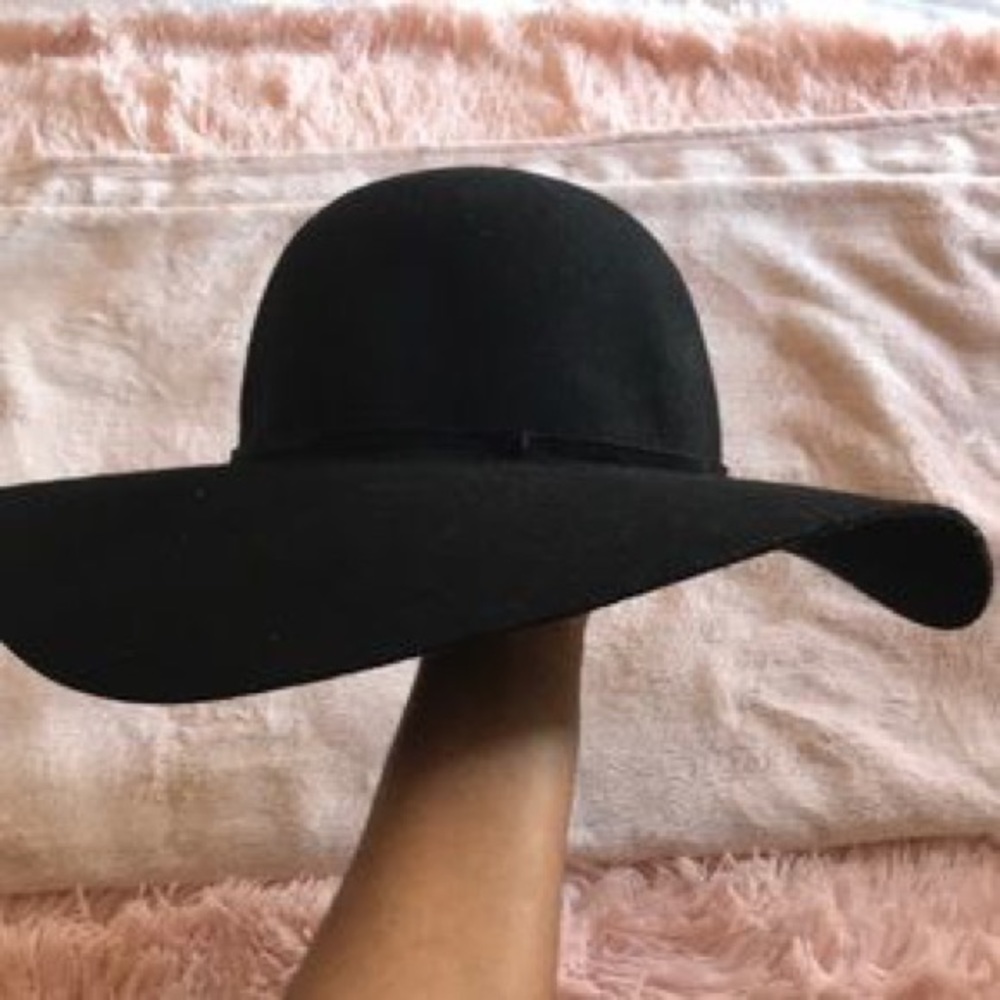 Black hat